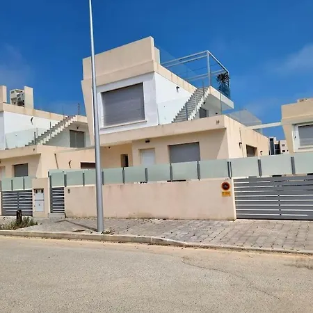 Villa Del Mar 16 *